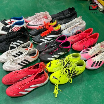 Wholesale Second Hand International Brand Soccer Shoes Bulk Supply